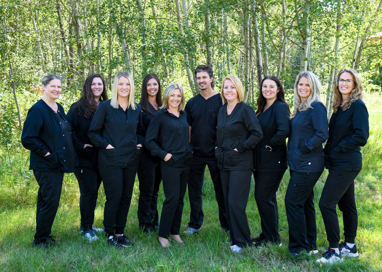 Team-Outside-MFD-1280 milca family dental team 1
